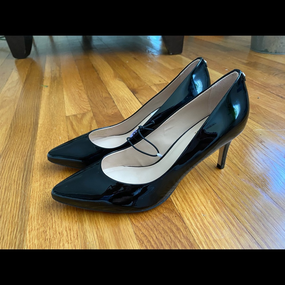 Black patent leather Kate spade pumps size 8.5